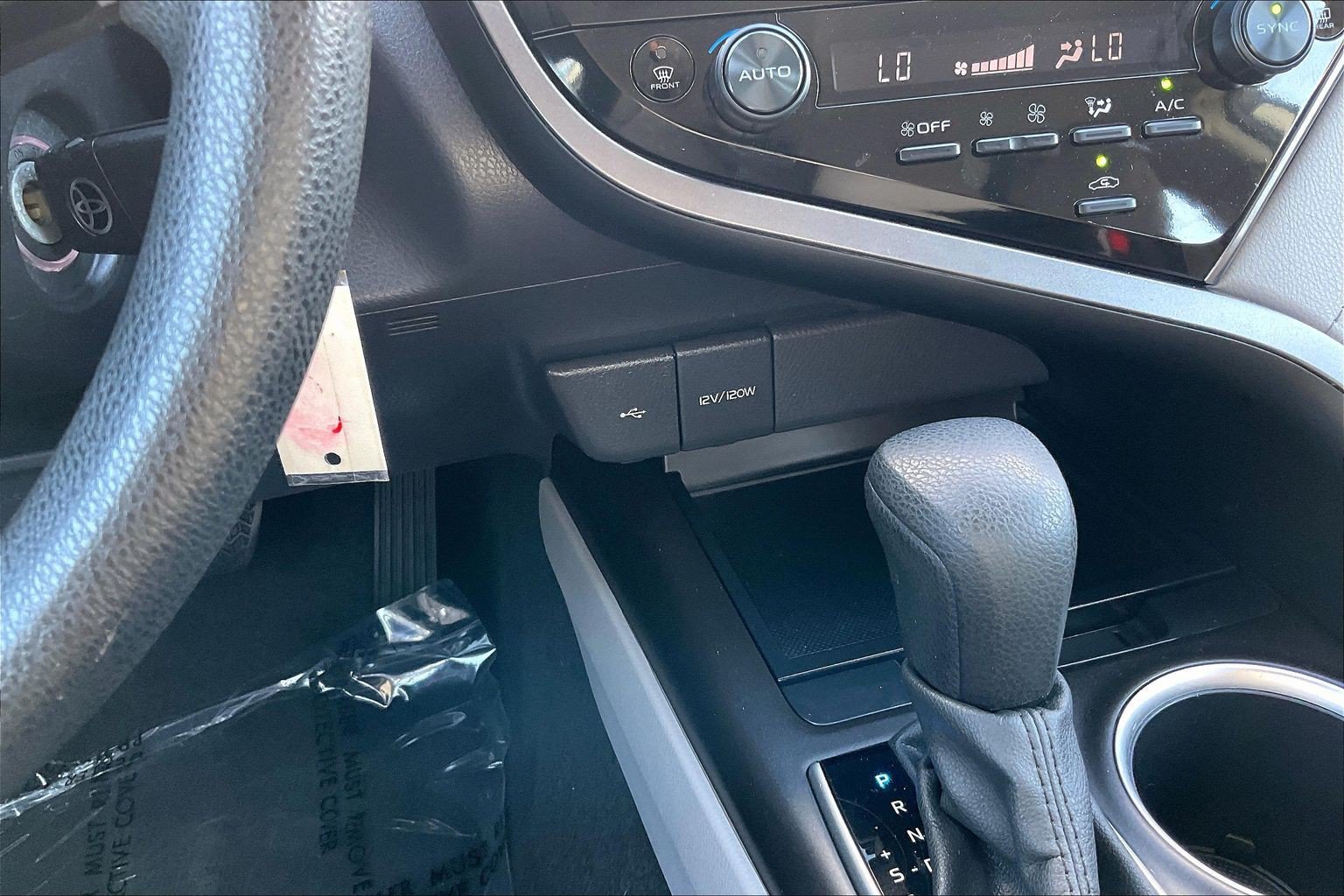 Used 2024 Toyota Camry LE FWD image 38