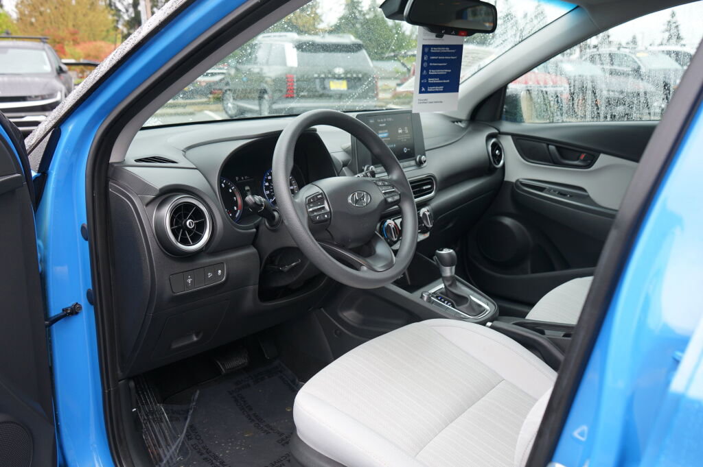 Certified 2023 Hyundai Kona SEL AWD/4WD image 15