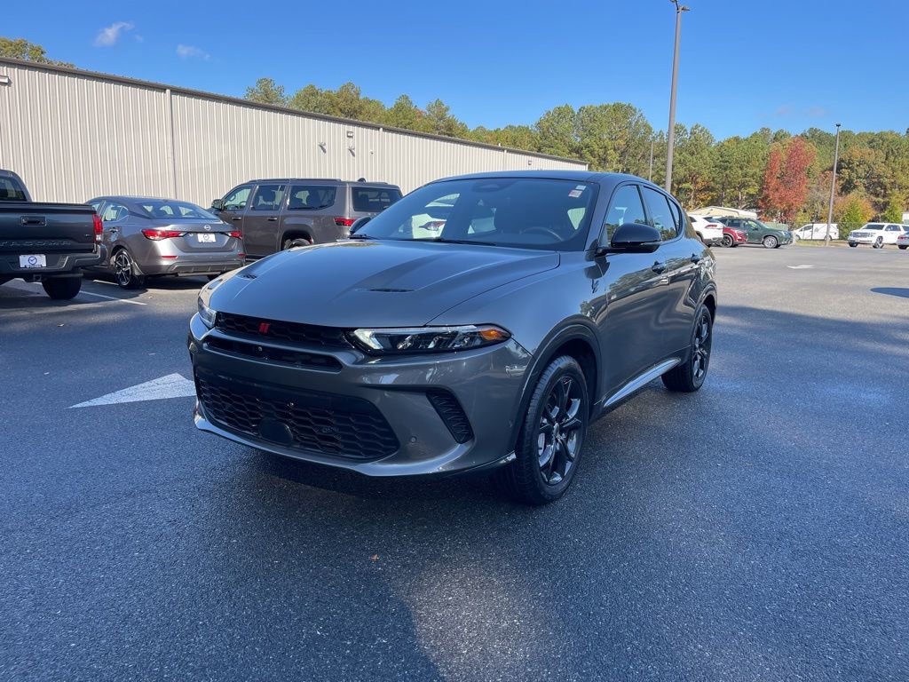 Used 2024 Dodge Hornet R/T Plus w/ Tech Pack Plus image 2