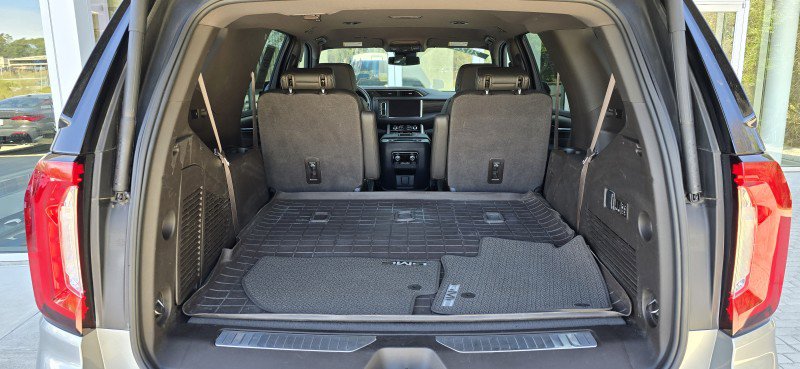 Used 2024 GMC Yukon Denali image 28
