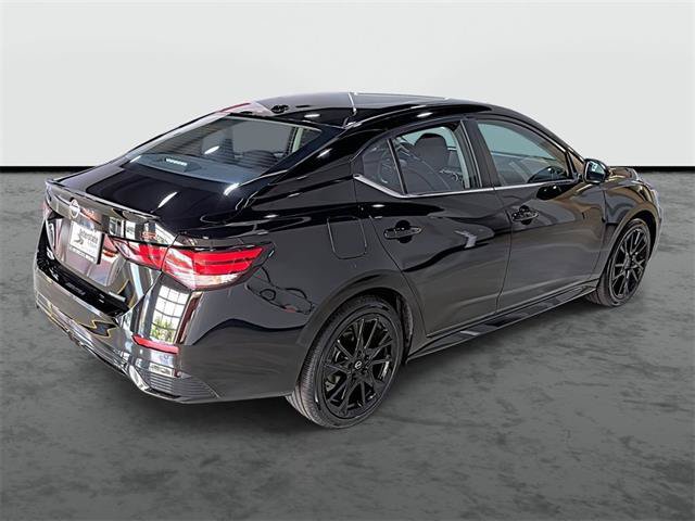 Used 2025 Nissan Sentra SR w/ Midnight Edition FWD image 4