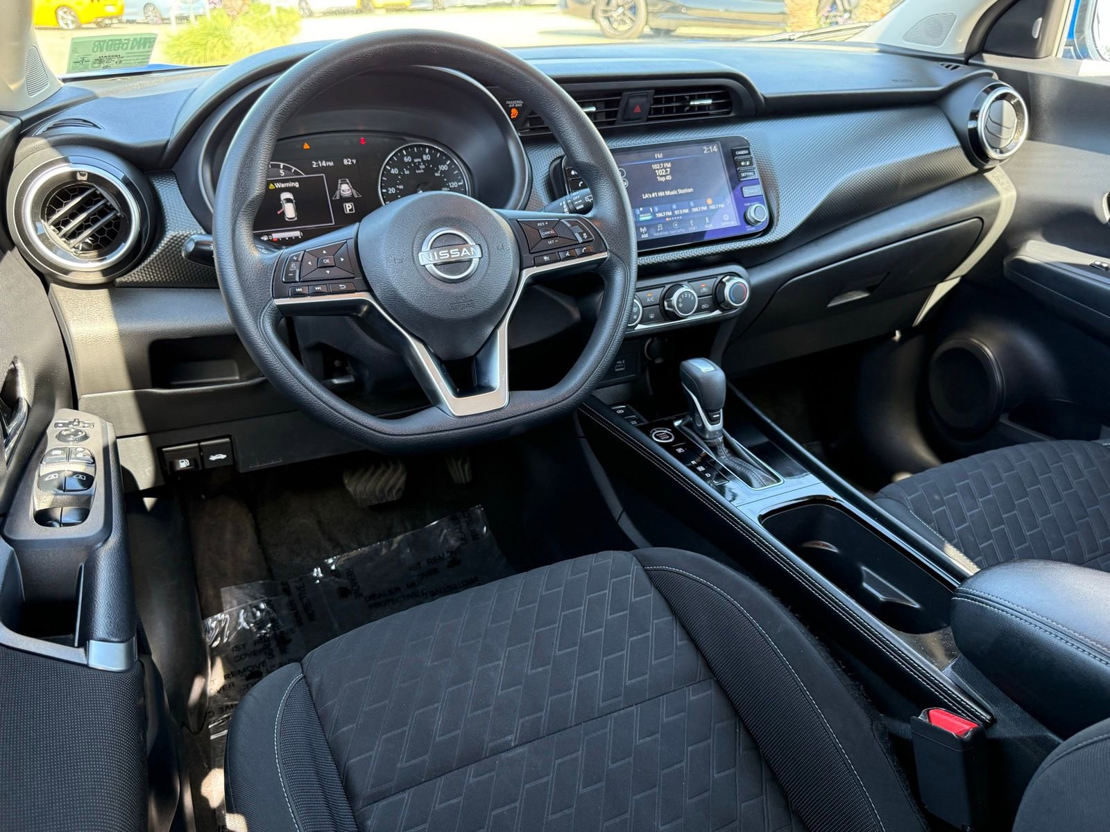 Used 2023 Nissan Kicks SV image 31