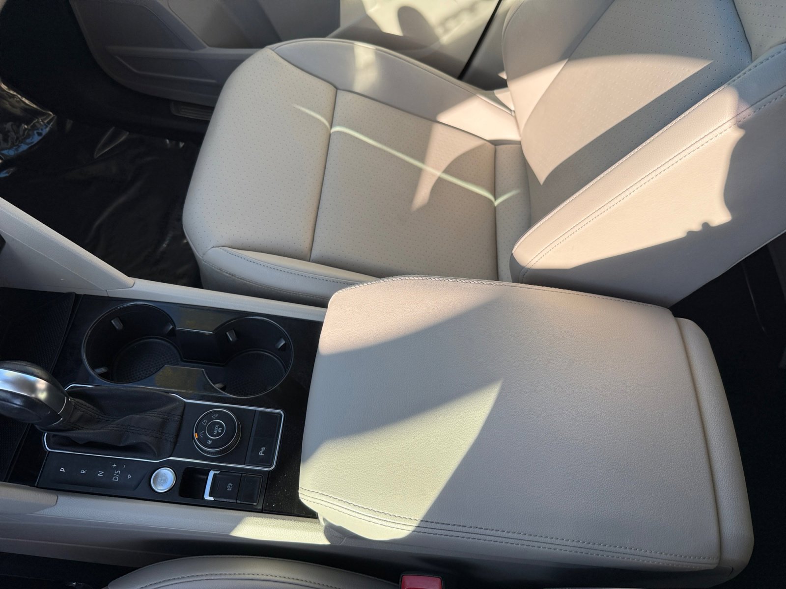 Used 2018 Volkswagen Atlas SEL image 14