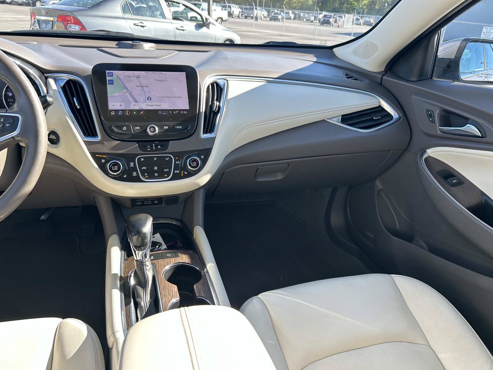 Used 2024 Chevrolet Malibu LT FWD image 17