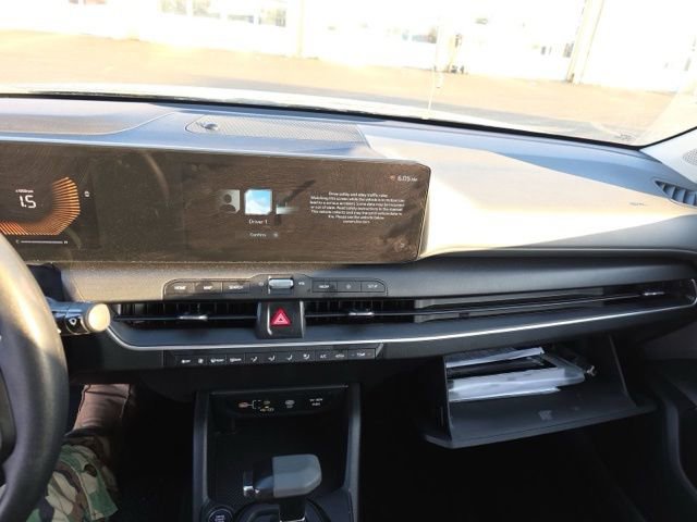 Used 2025 Kia K4 LXS FWD image 12