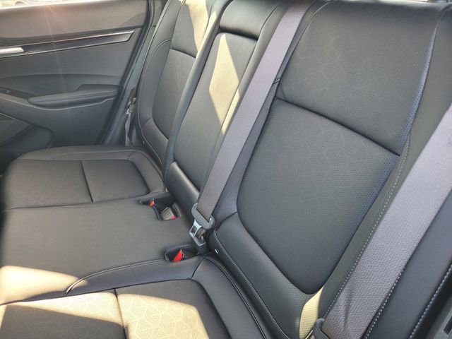 Used 2024 Kia Seltos SX w/ SX Sunroof Package image 13