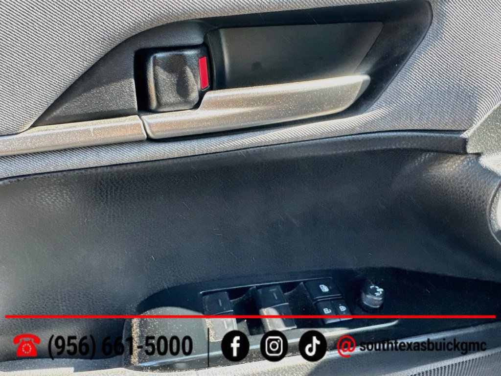 Used 2025 Toyota Camry LE w/ Convenience Package FWD image 10