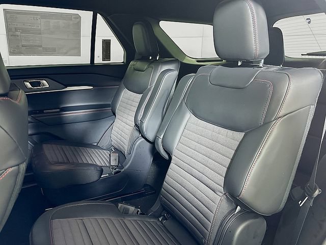 New 2026 Ford Explorer ST-Line AWD/4WD image 11