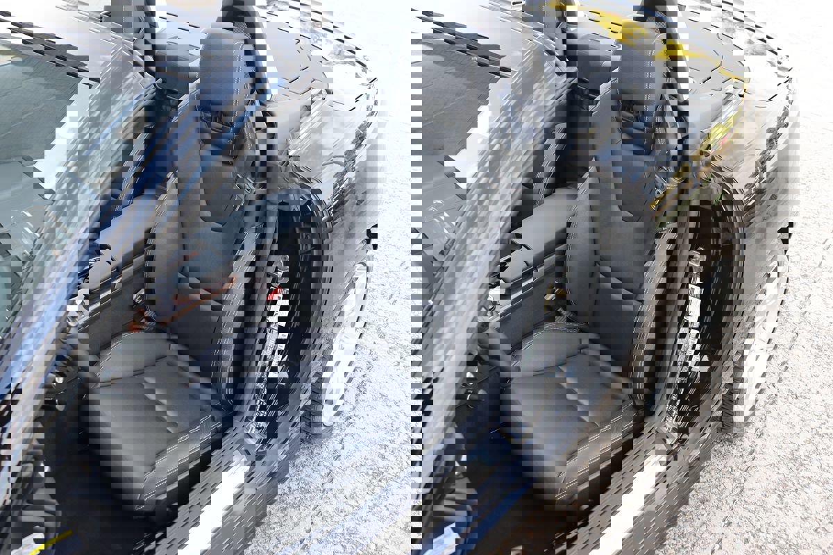 Used 2014 Mercedes-Benz SLK 350 image 31