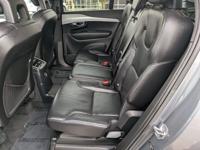 Used 2016 Volvo XC90 T8 Momentum w/ Vision Package image 18