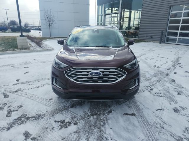 Used 2023 Ford Edge Titanium w/ Class II Trailer Tow Package image 2