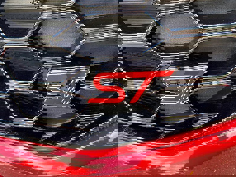 Certified 2025 Ford Explorer ST w/ Sun And Sound Package image 11