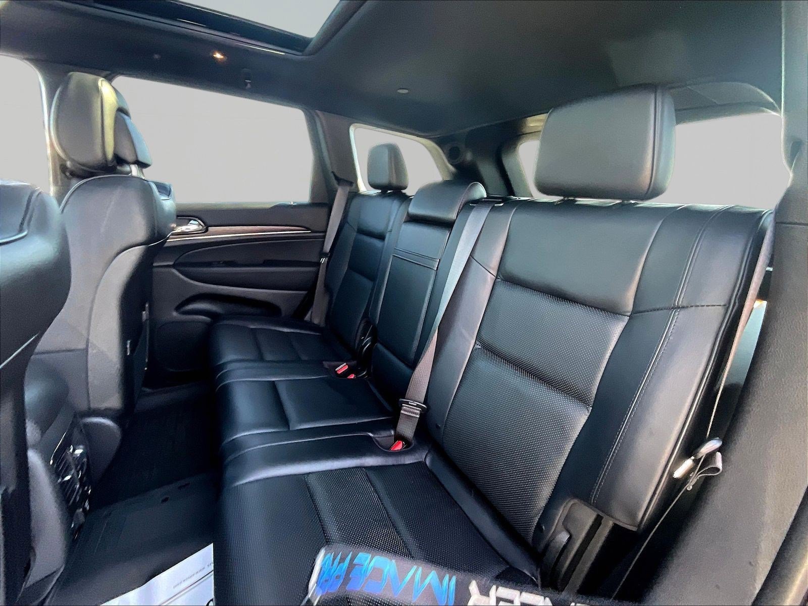 Used 2021 Jeep Grand Cherokee High Altitude AWD/4WD image 22
