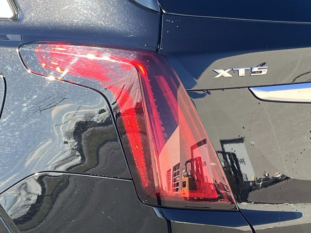 Certified 2022 Cadillac XT5 Premium Luxury image 10