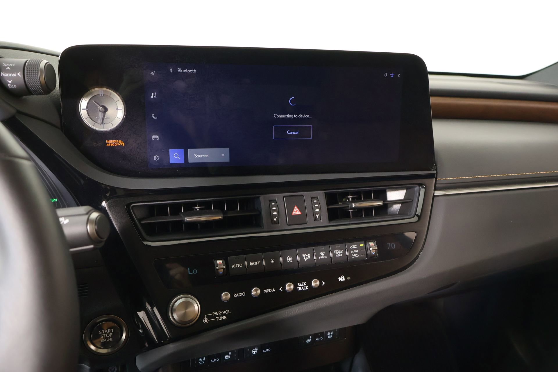 Used 2024 Lexus ES 350 w/ Premium Package FWD image 5
