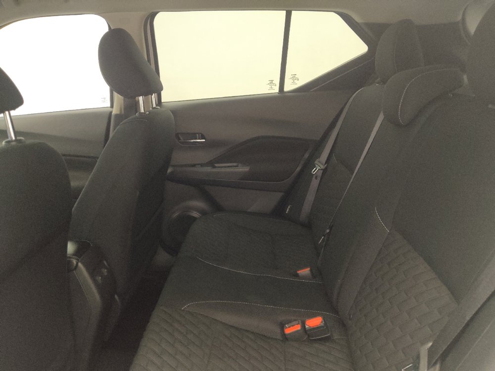 Used 2021 Nissan Kicks SV FWD image 18