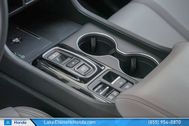 Used 2025 Honda Pilot Touring image 23