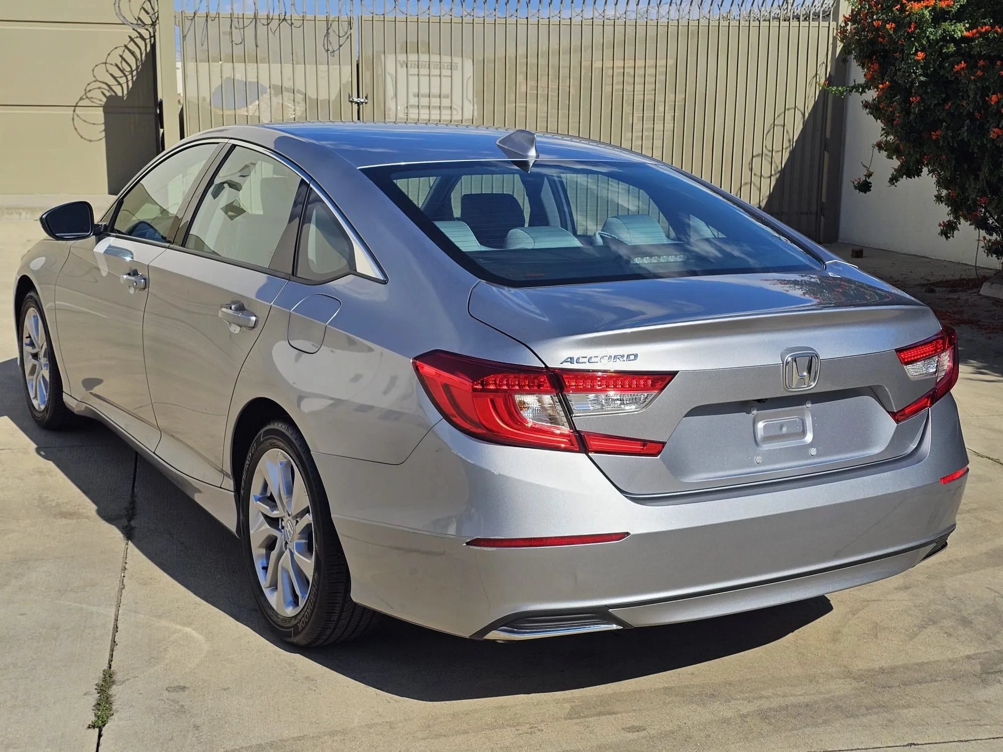 Used 2019 Honda Accord LX image 7