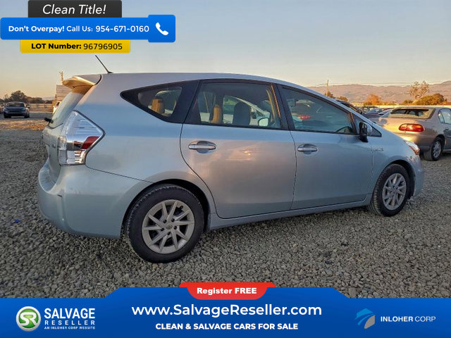 Used 2014 Toyota Prius V image 4