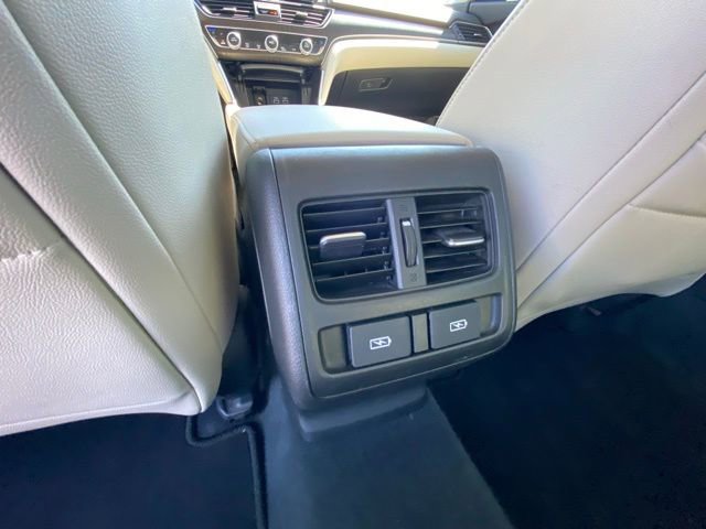 Used 2021 Honda Accord Touring image 12