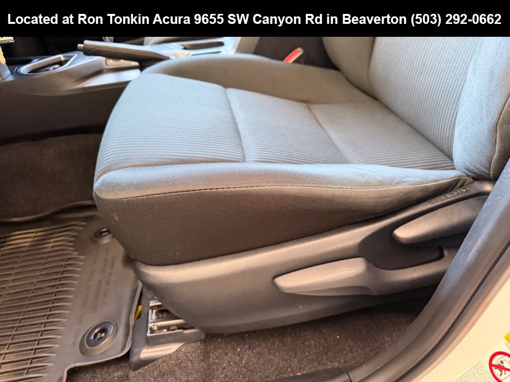 Used 2018 Toyota RAV4 LE w/ All Weather Liner Package AWD/4WD image 13