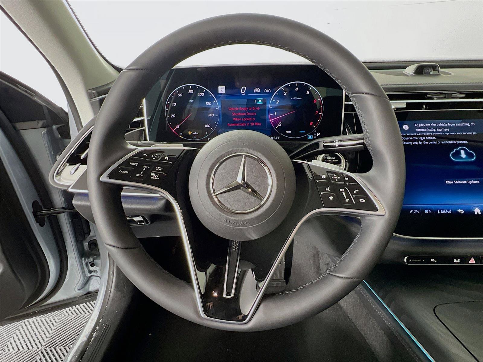 New 2026 Mercedes-Benz E 450 4MATIC Sedan image 11
