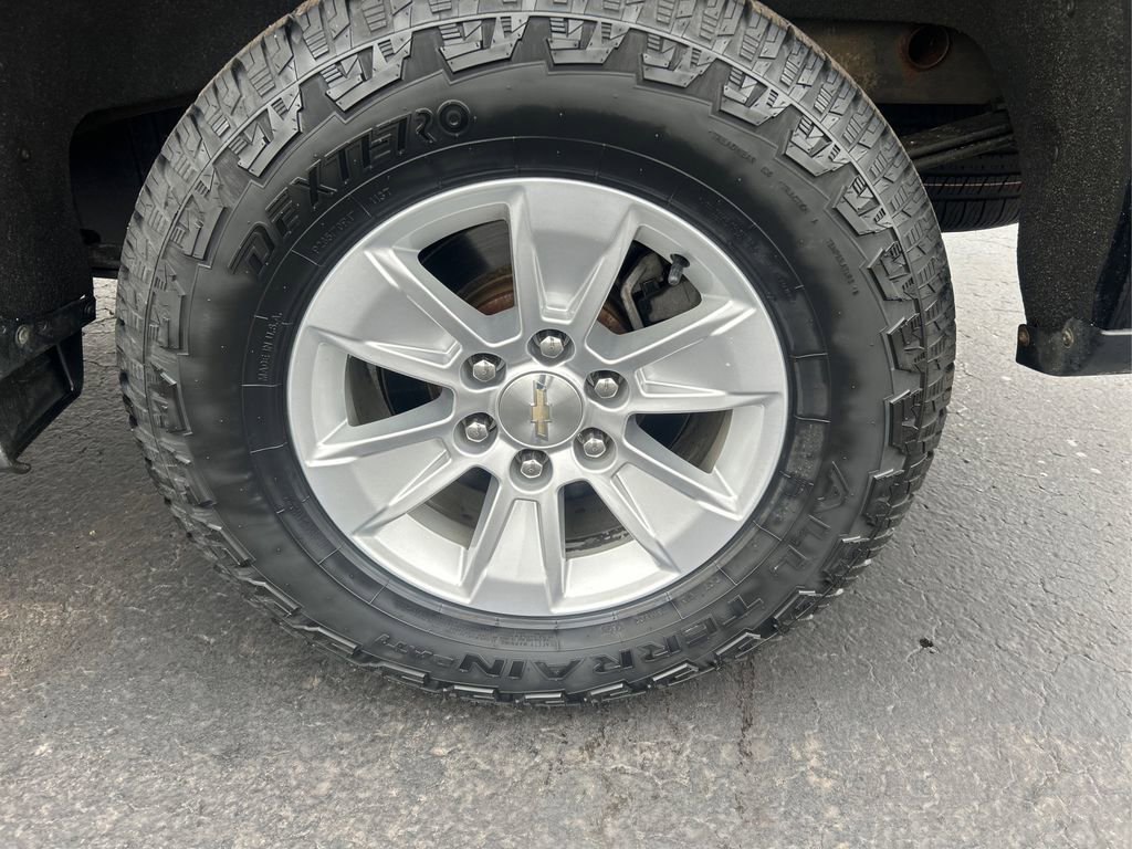 Used 2020 Chevrolet Silverado 1500 LT w/ All-Star Edition image 35