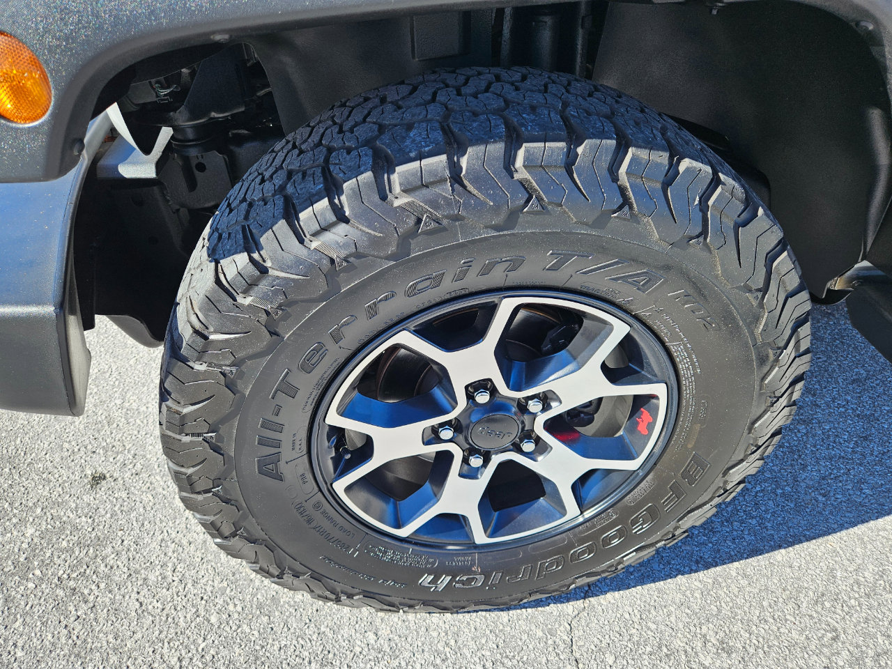 Used 2012 Jeep Wrangler Unlimited Sport image 10