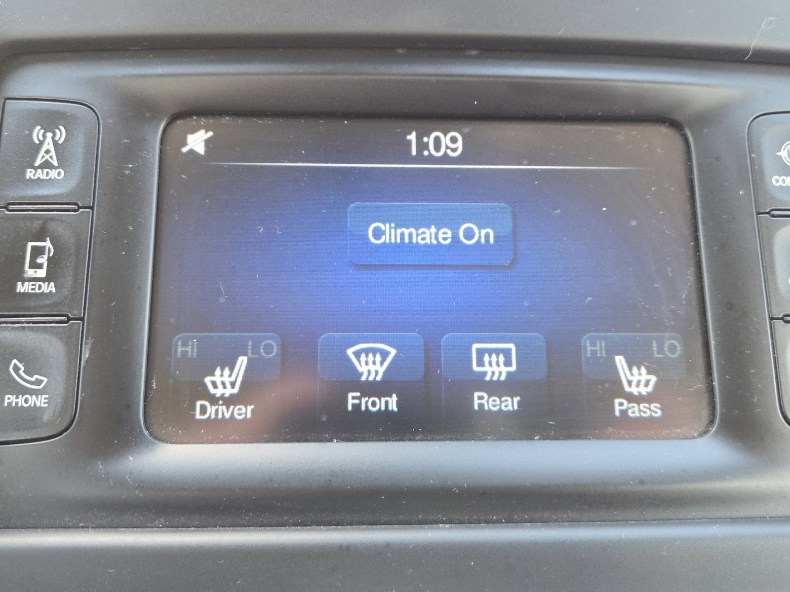 Used 2015 Chrysler 200 C image 25