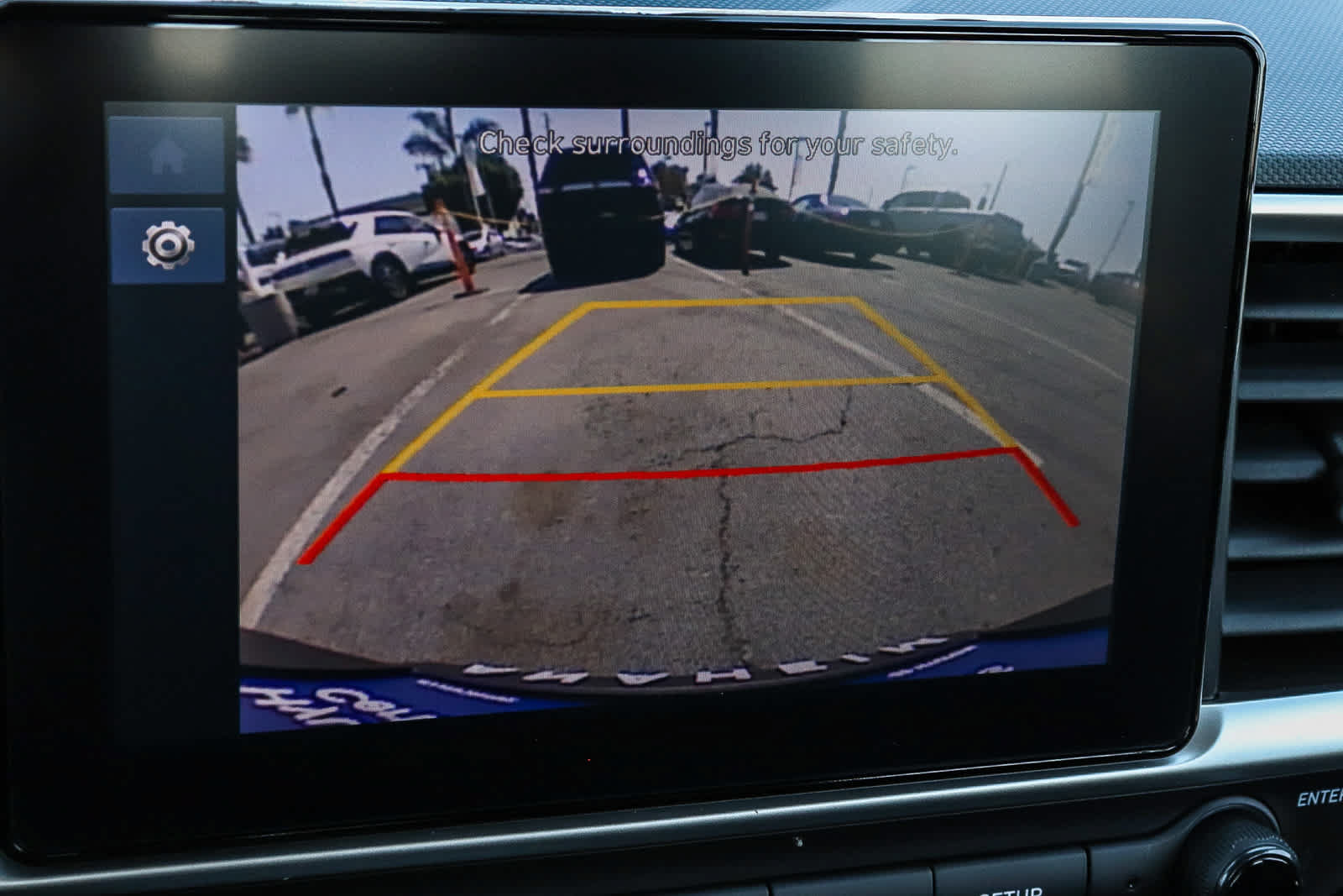 Used 2026 Hyundai Venue SEL FWD image 34
