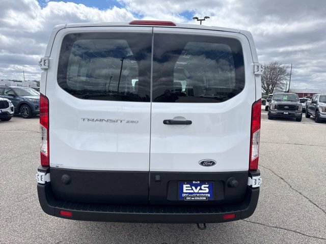 Used 2023 Ford Transit 250 Low Roof RWD image 4