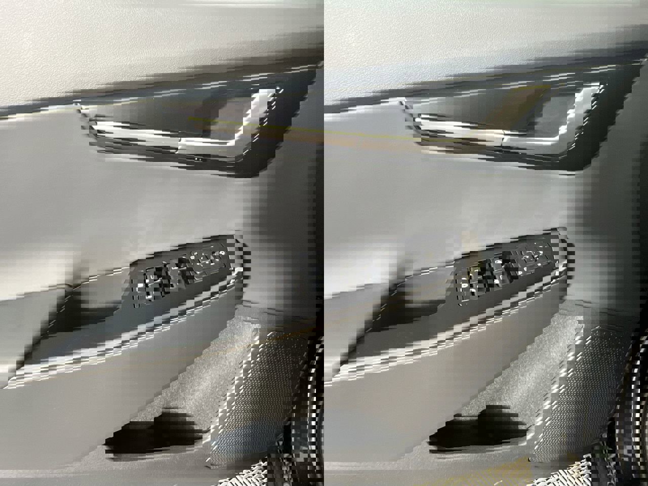 New 2025 Kia EV6 Light image 16