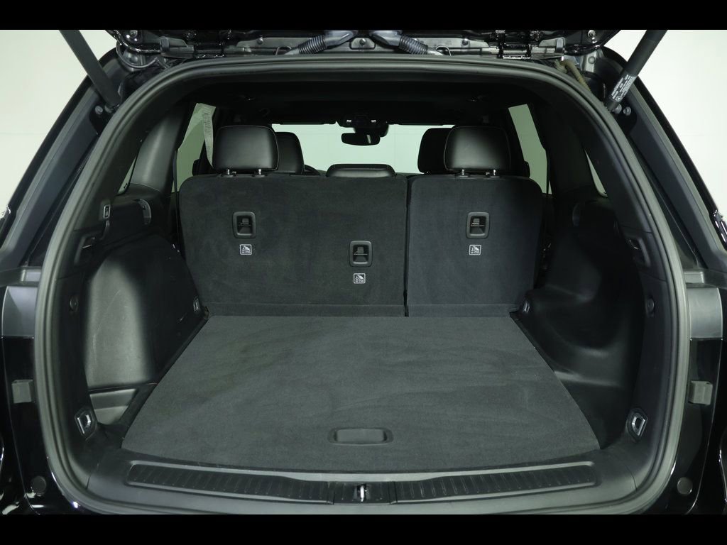 Used 2023 Jeep Grand Cherokee Altitude image 14