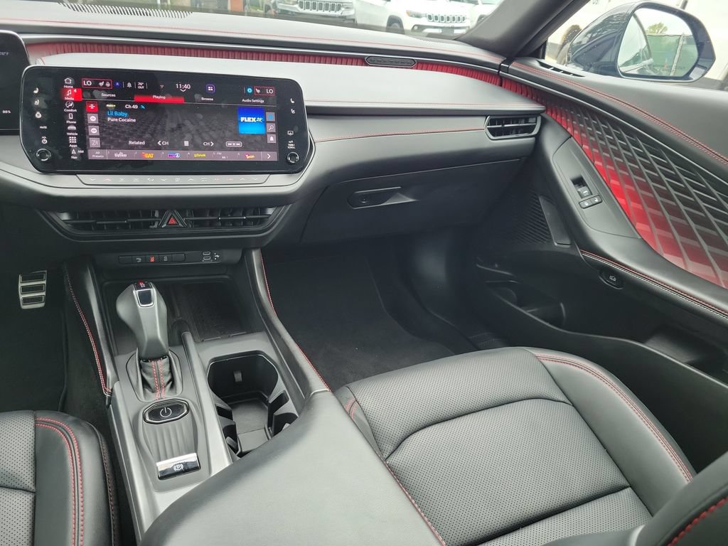 Used 2024 Dodge Charger Daytona R/T w/ Plus Group AWD/4WD image 12