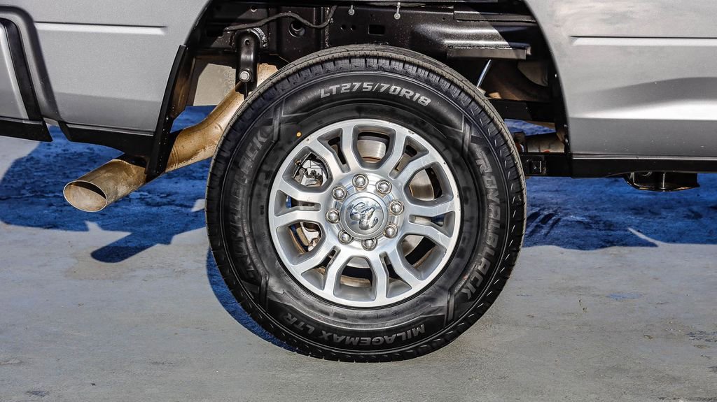 Used 2024 RAM 2500 Laramie AWD/4WD image 12