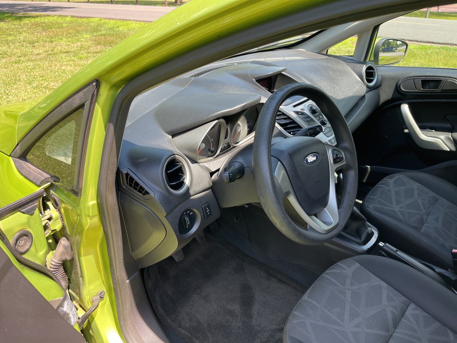 Used 2011 Ford Fiesta SE w/ 202A Rapid Spec Order Code FWD image 38