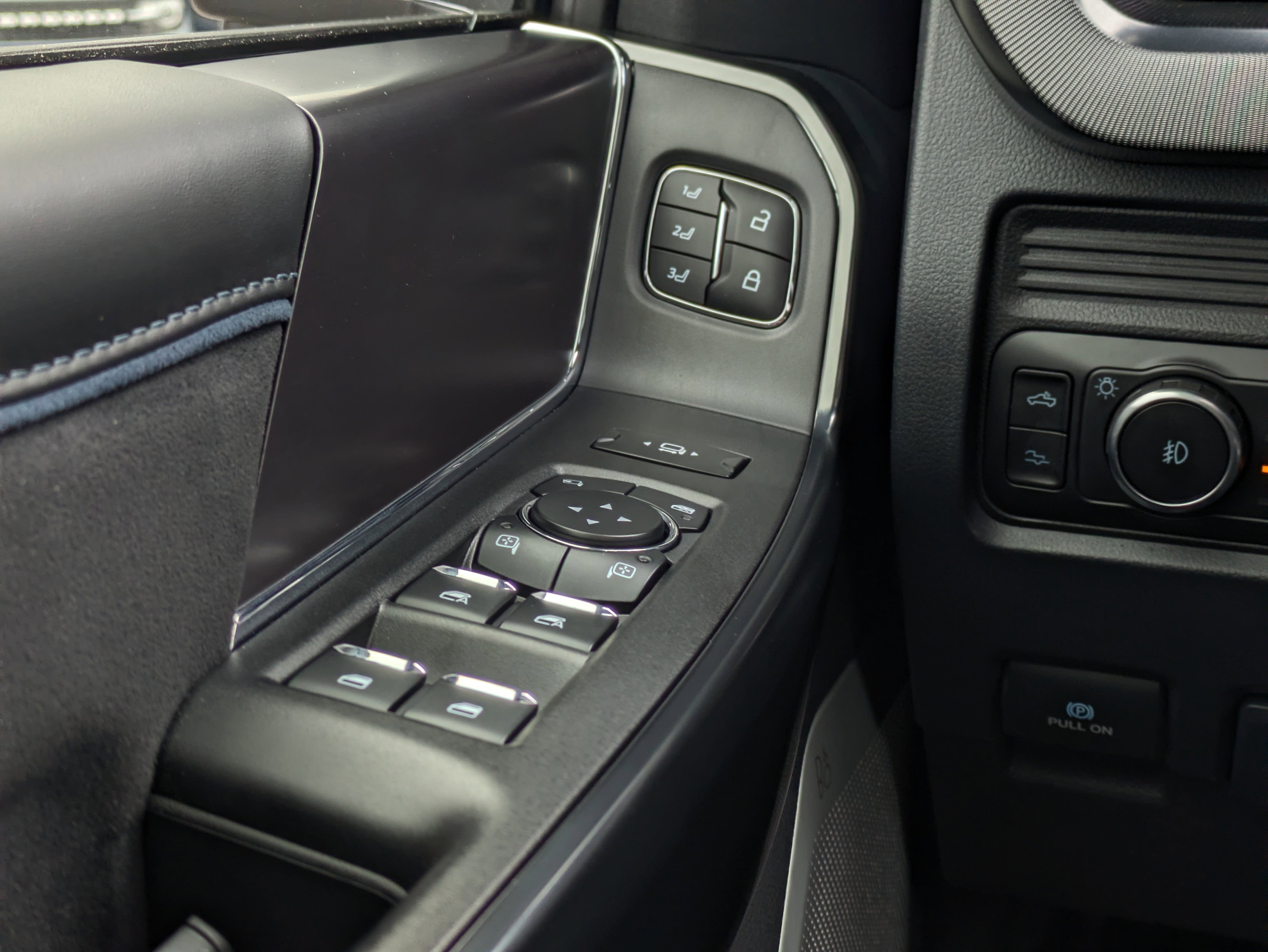 New 2026 Ford F350 Platinum image 53