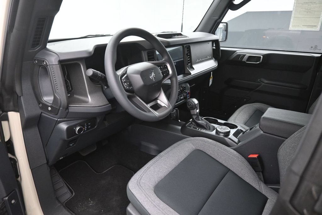 New 2026 Ford Bronco 4-Door AWD/4WD image 19
