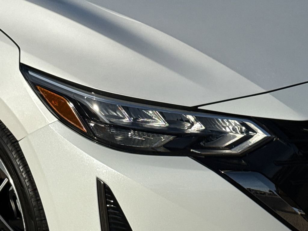 Used 2024 Nissan Sentra SR image 4