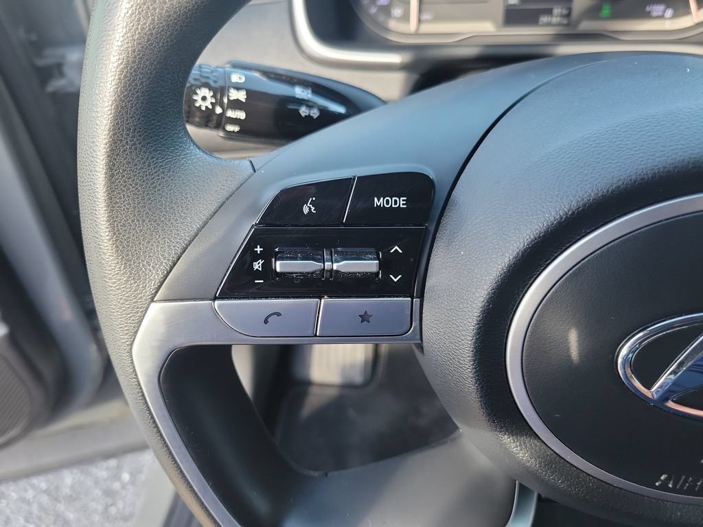 Used 2023 Hyundai Santa Cruz SEL AWD/4WD image 25