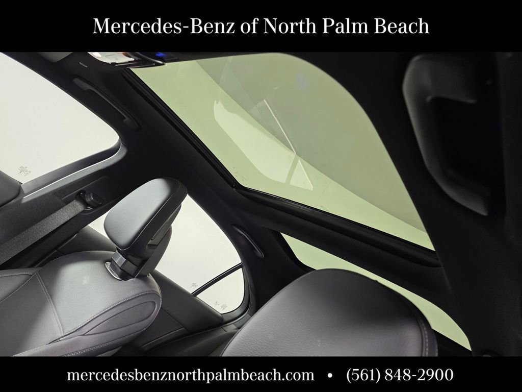 Certified 2025 Mercedes-Benz C 300 Sedan image 12