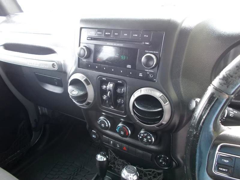 Used 2016 Jeep Wrangler Unlimited Sport AWD/4WD image 21