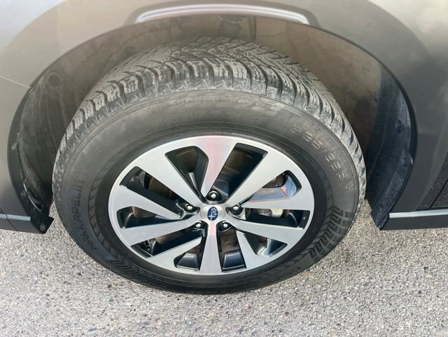Used 2023 Subaru Outback Premium AWD/4WD image 21