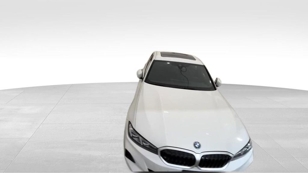 Used 2024 BMW 330e xDrive image 19