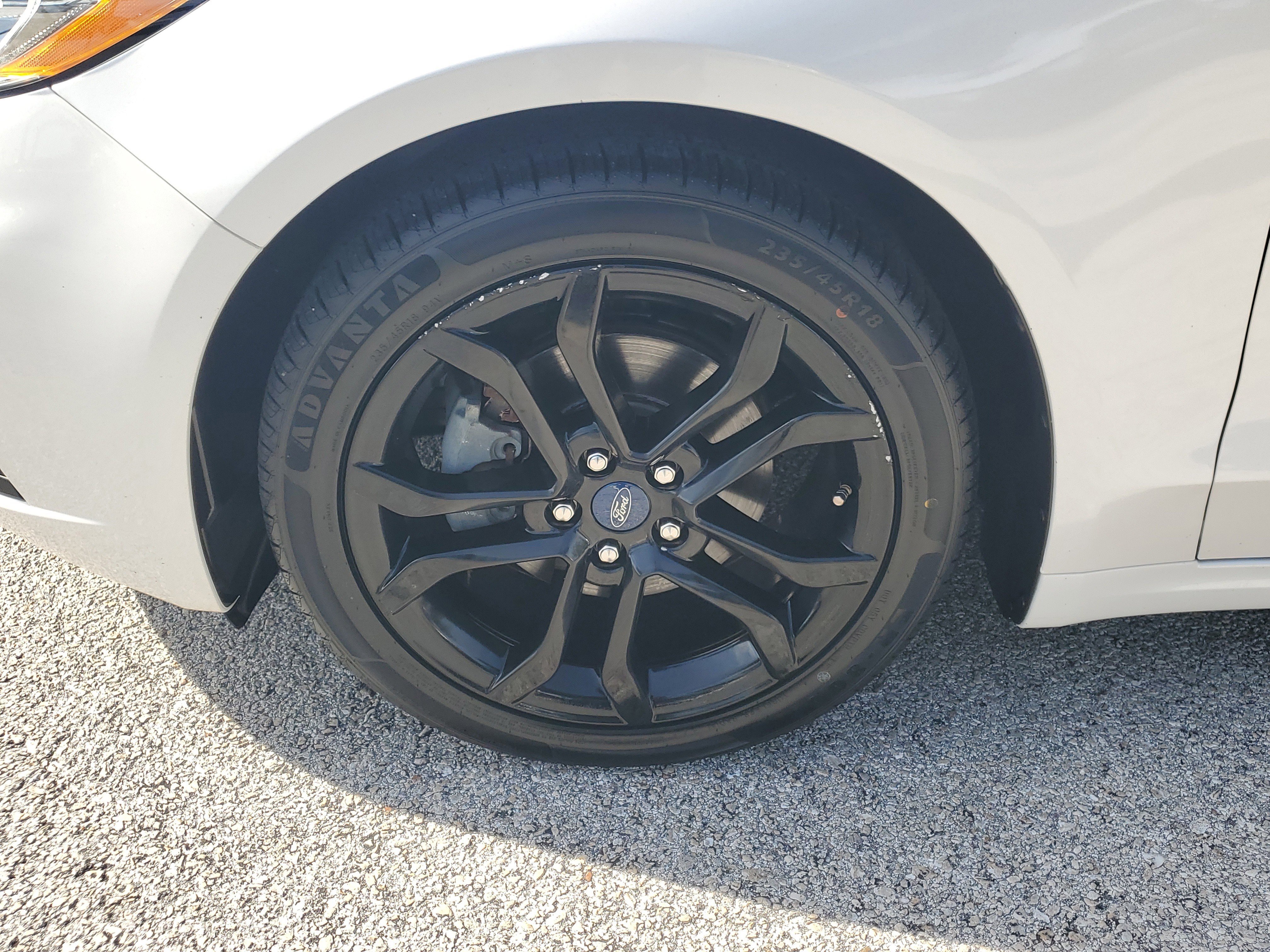 Used 2019 Ford Fusion SE w/ Equipment Group 151A image 5