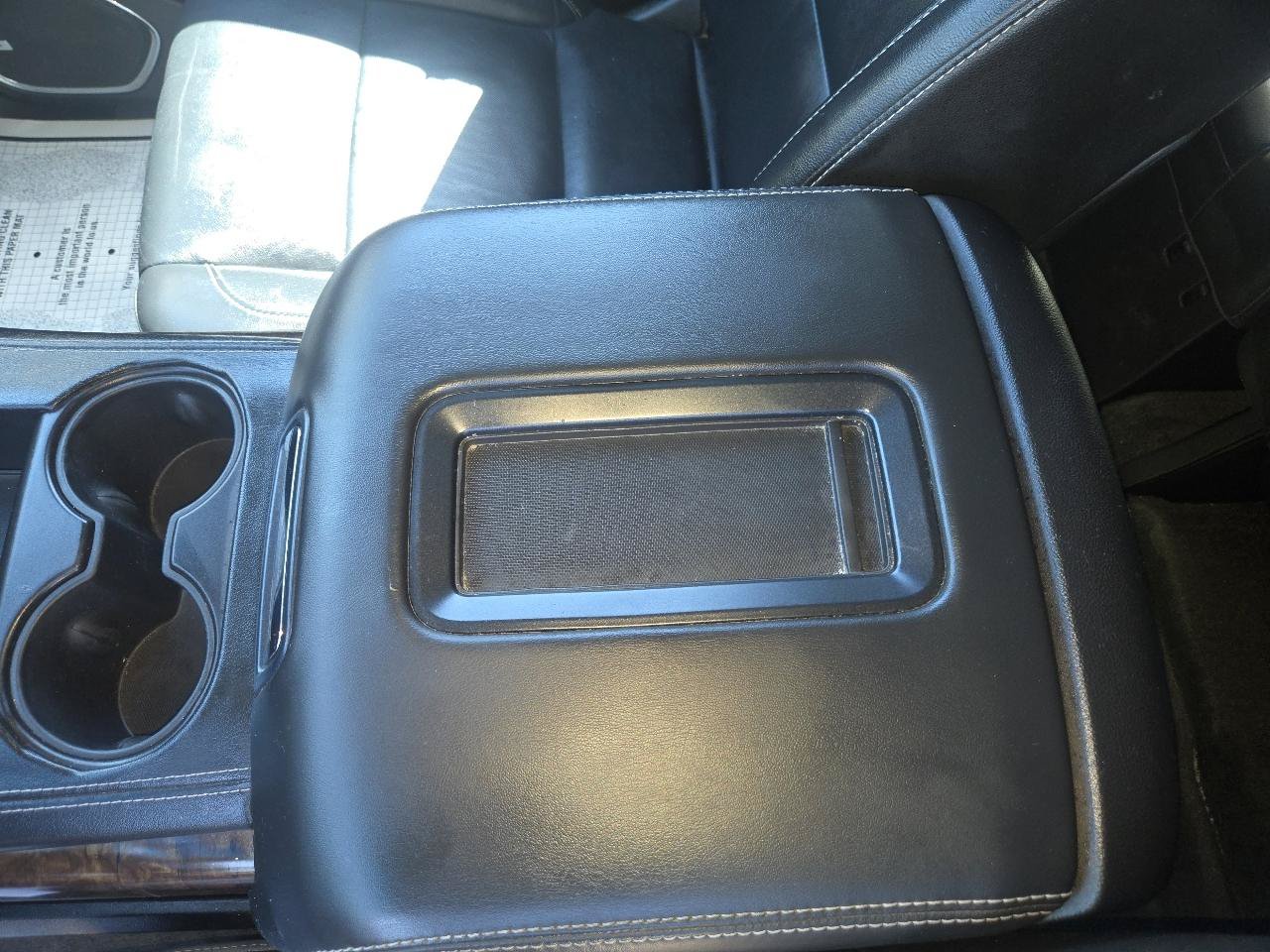 Used 2015 Chevrolet Tahoe LT RWD image 15