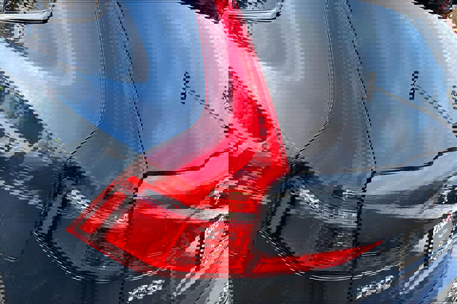 Certified 2024 Volvo XC60 B5 Core w/ Climate Package image 27