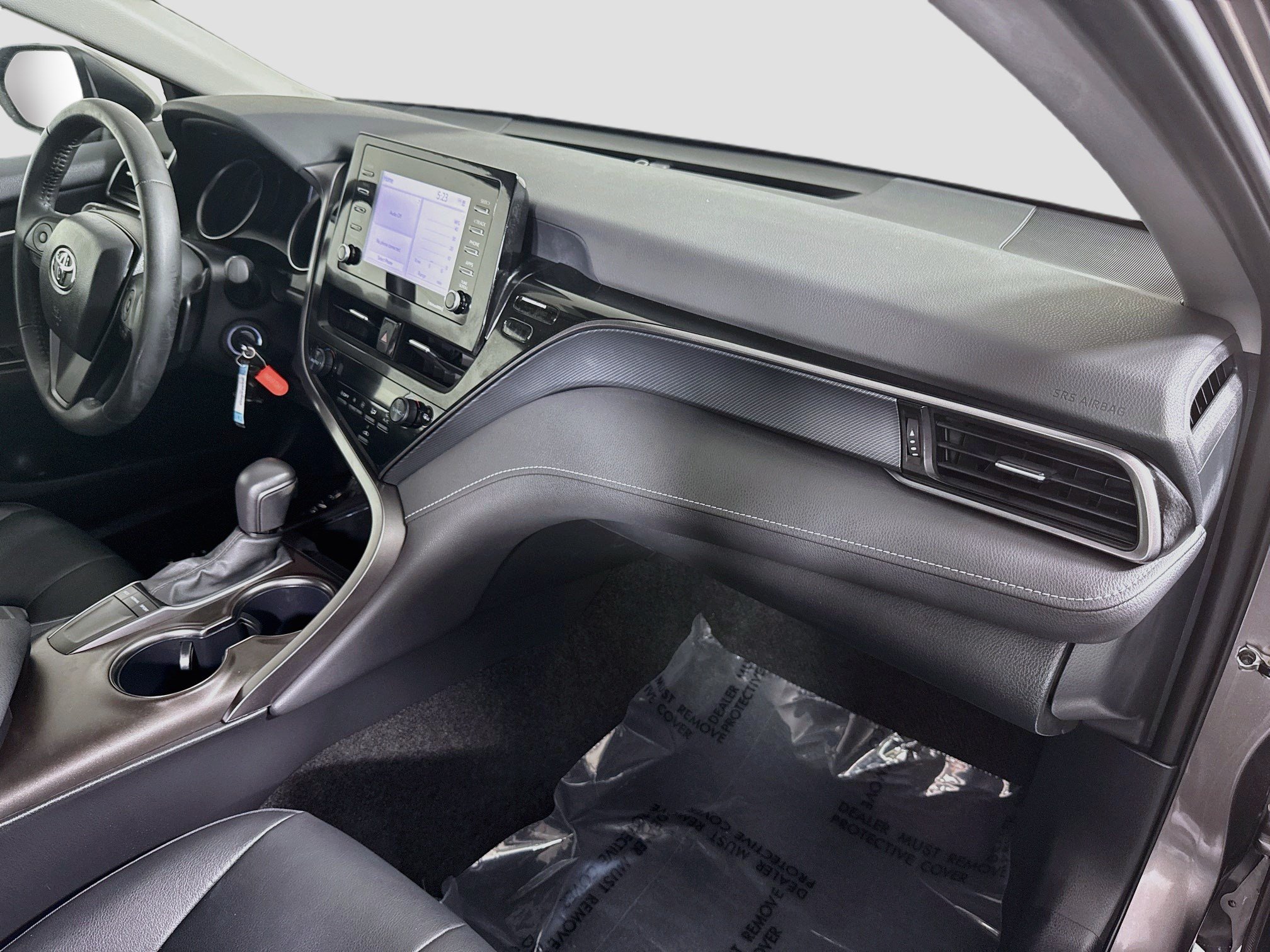 Used 2024 Toyota Camry SE FWD image 29