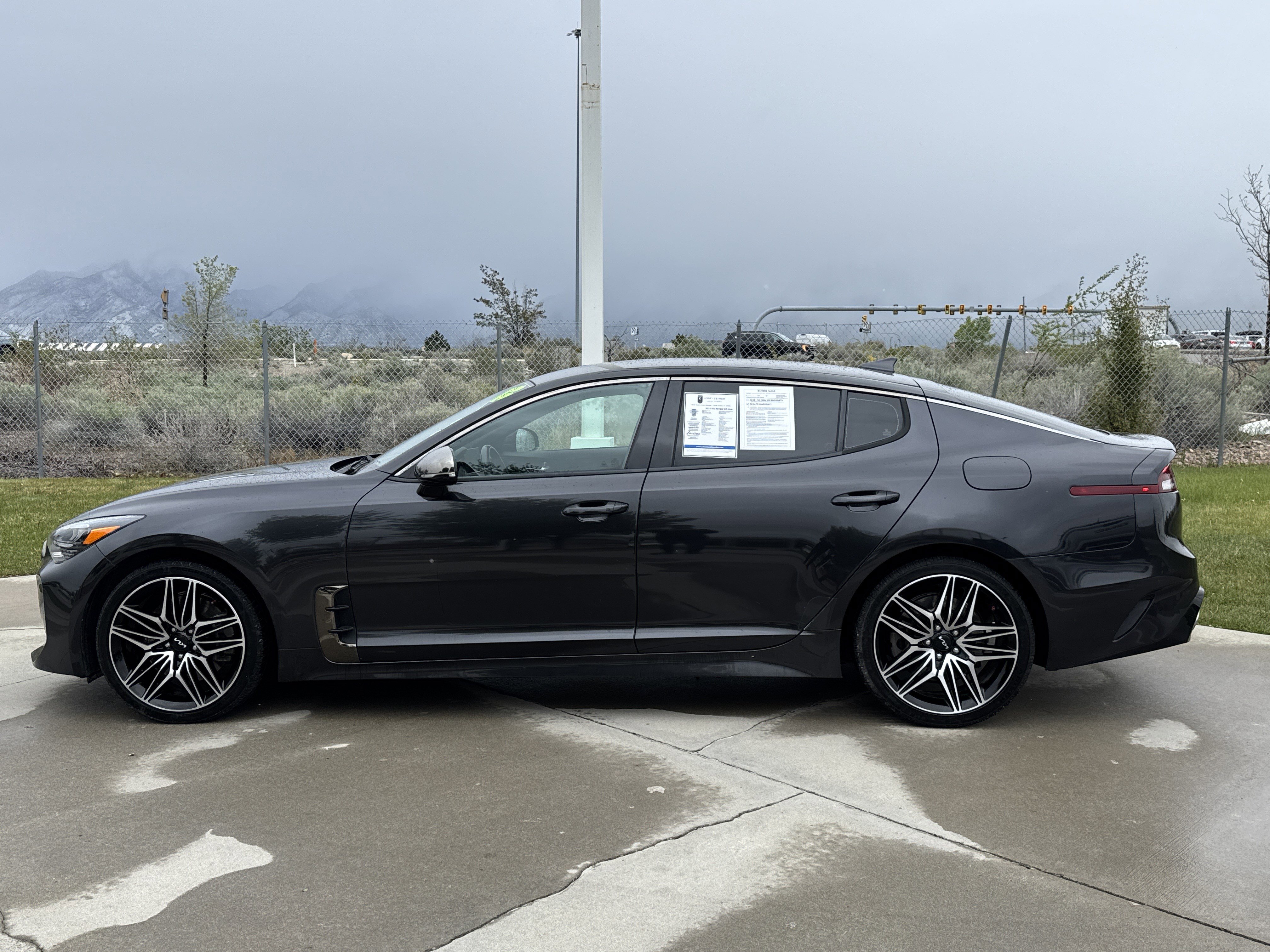 Used 2022 Kia Stinger GT-Line AWD/4WD image 2