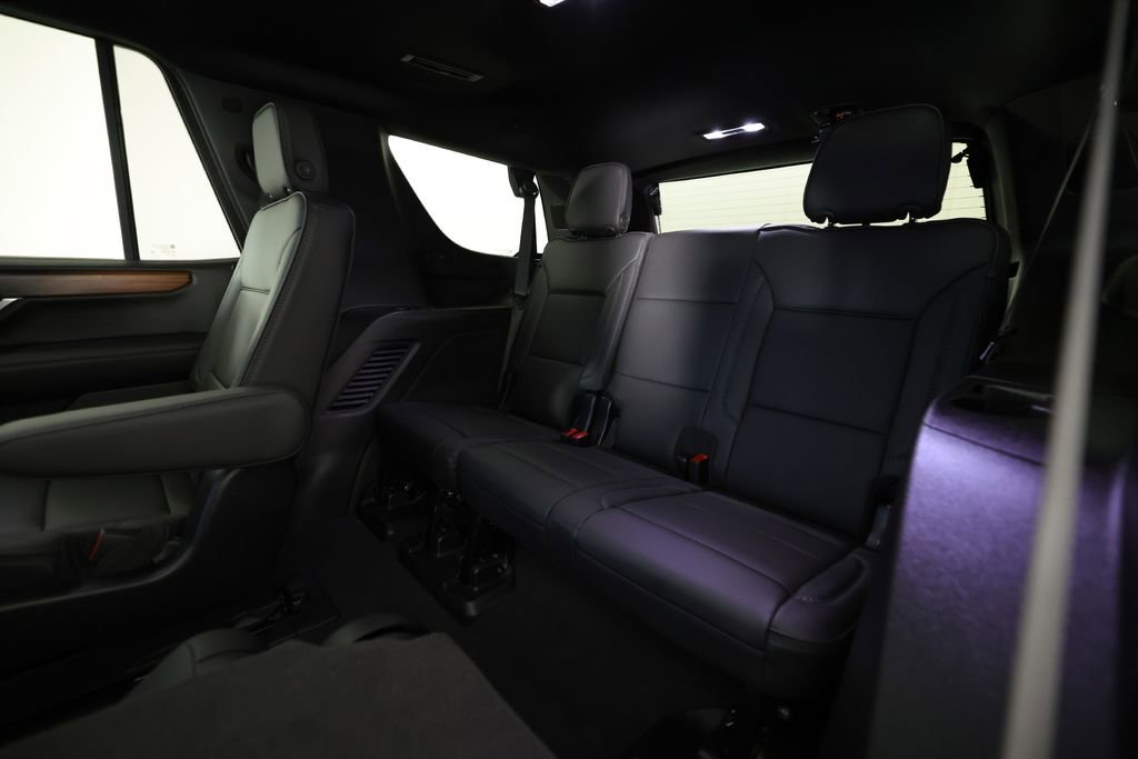 Used 2026 GMC Yukon Denali w/ Sun & Power Step Package AWD/4WD image 15